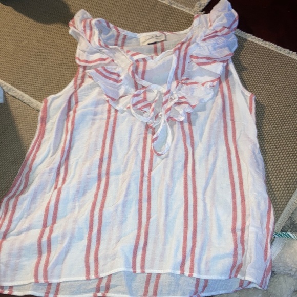 Universal Thread Tops - Ladies top